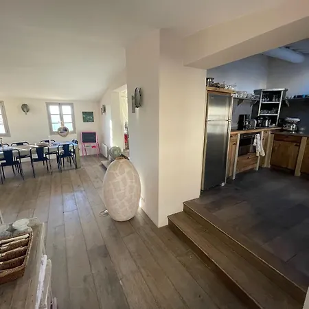 Maison De Village A Nyaraló *