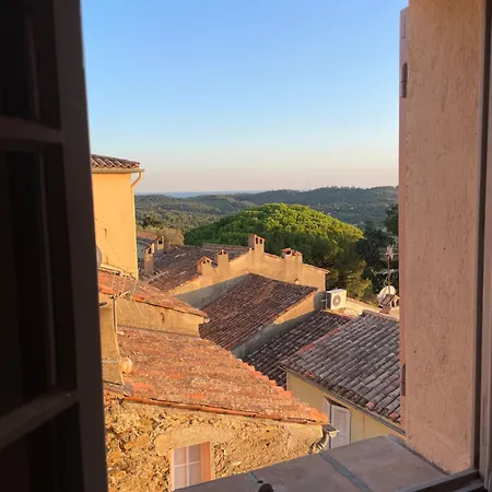 Maison De Village A *